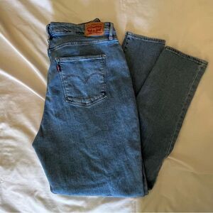 Levi’s 721 High Rise Skinny Distressed Jeans SZ 34 18